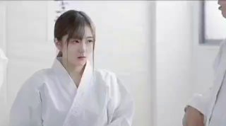 遇上你是我的缘原唱网约花店老板娘沙发上战斗视角满分，前凸后翘温柔爱笑（进群约炮）